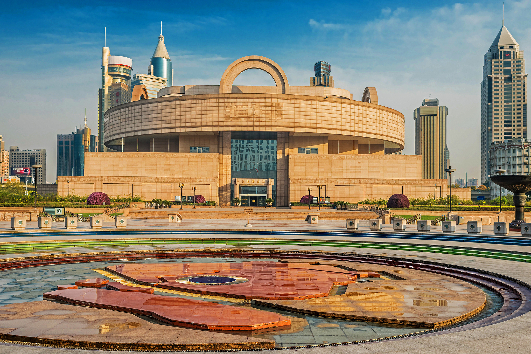 上海博物馆-VCG.jpg 上海博物馆-VCG.jpg