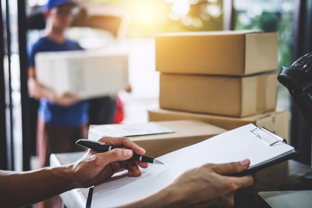 택배 발송 및 수령 서비스 이용 안내  