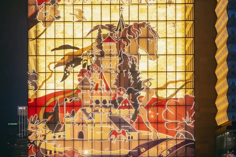 말띠 해 테마 설치물, 상하이 거리에서 잇따라 공개