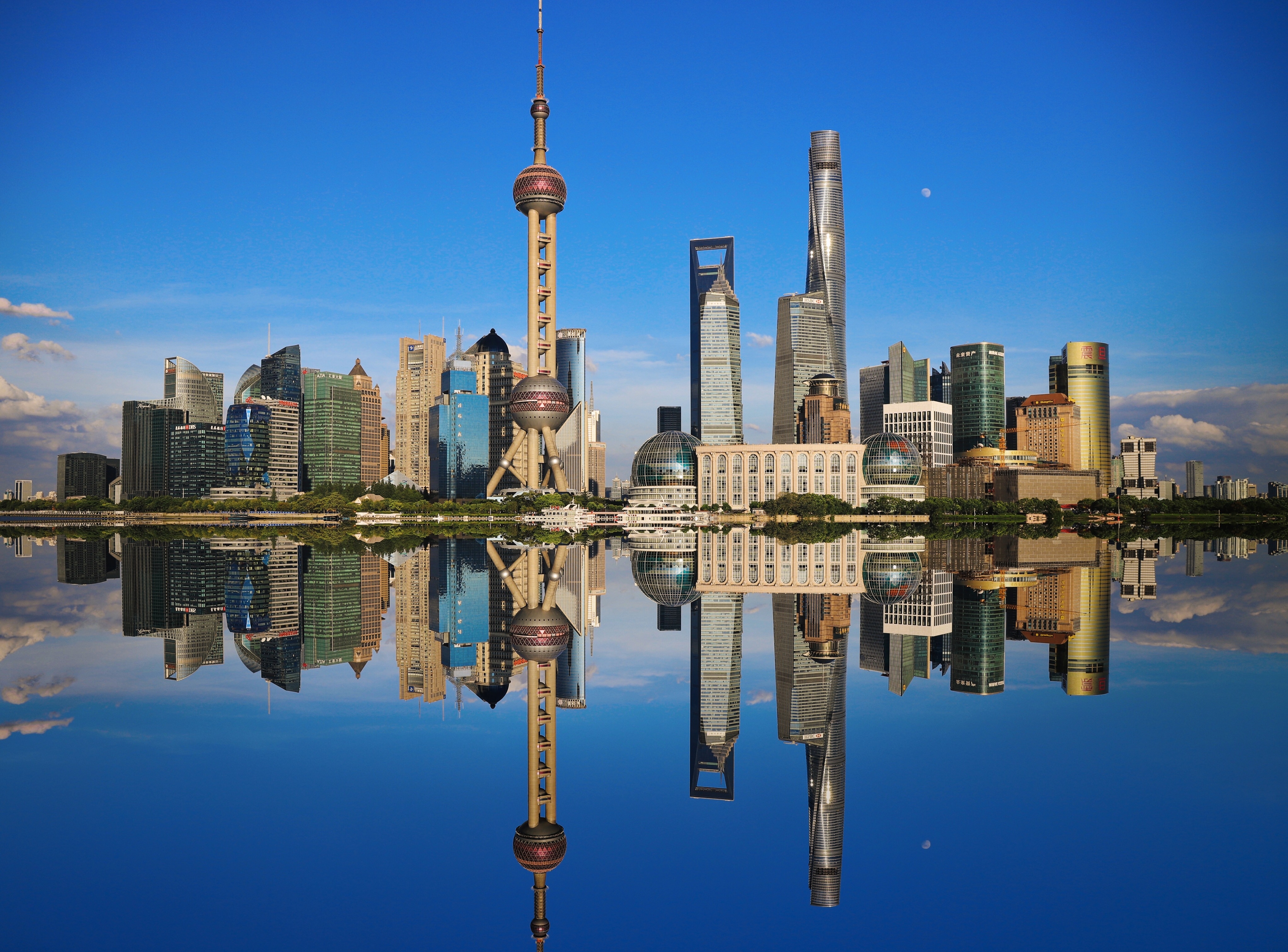 상하이, 출입국 편의 및 기업 지원을 위한 새로운 조치 출시