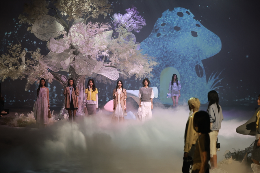 2026 A/W 상하이 패션위크 성황리에 개막