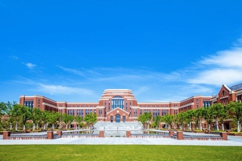 상하이건교대학(上海建橋學院)